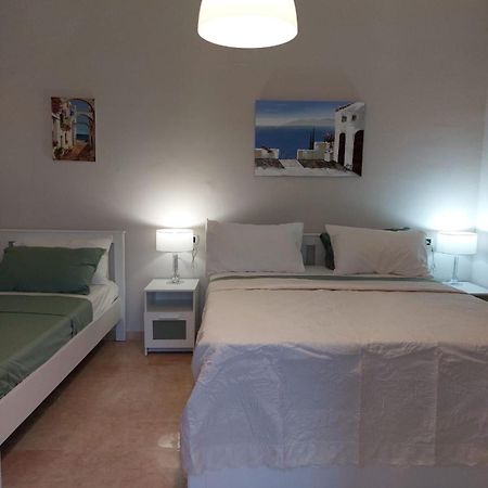 Esther Guest House Castel Volturno Luaran gambar