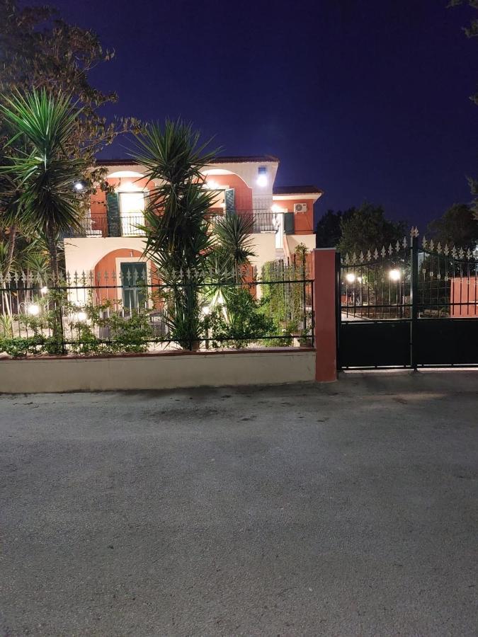 Esther Guest House Castel Volturno Luaran gambar