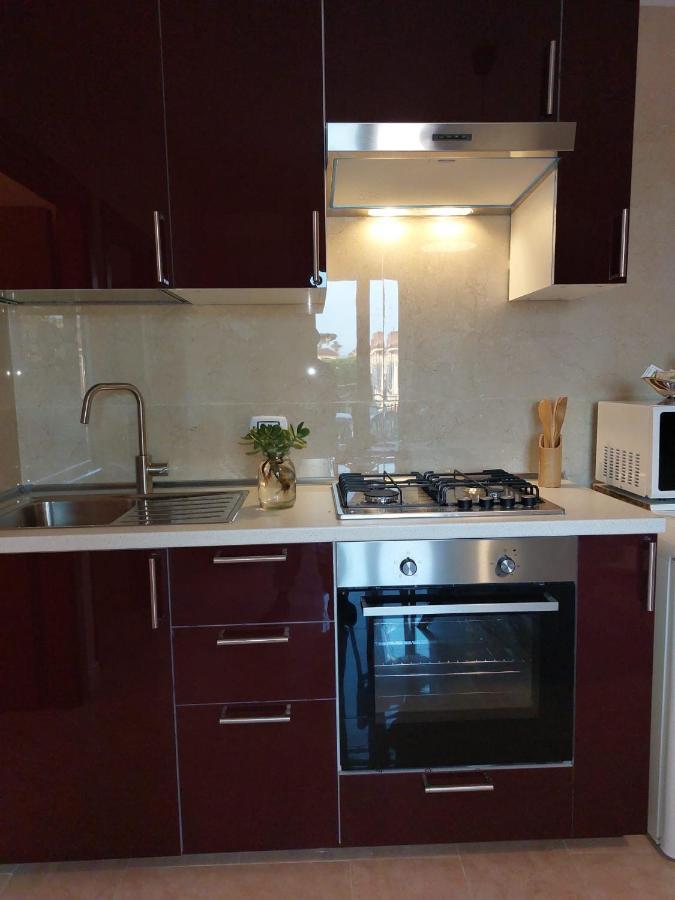 Esther Guest House Castel Volturno Luaran gambar