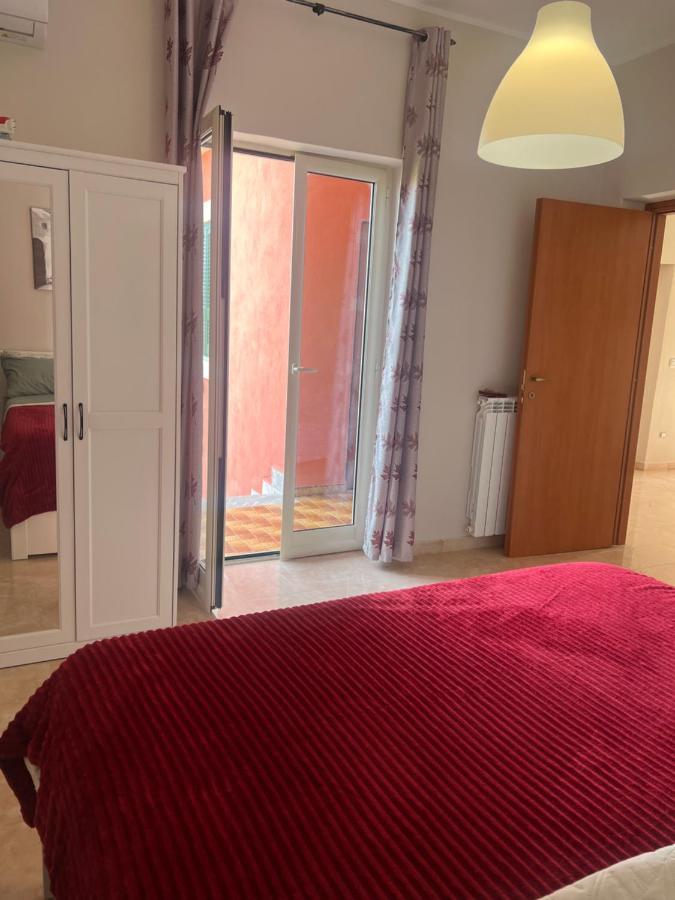 Esther Guest House Castel Volturno Luaran gambar